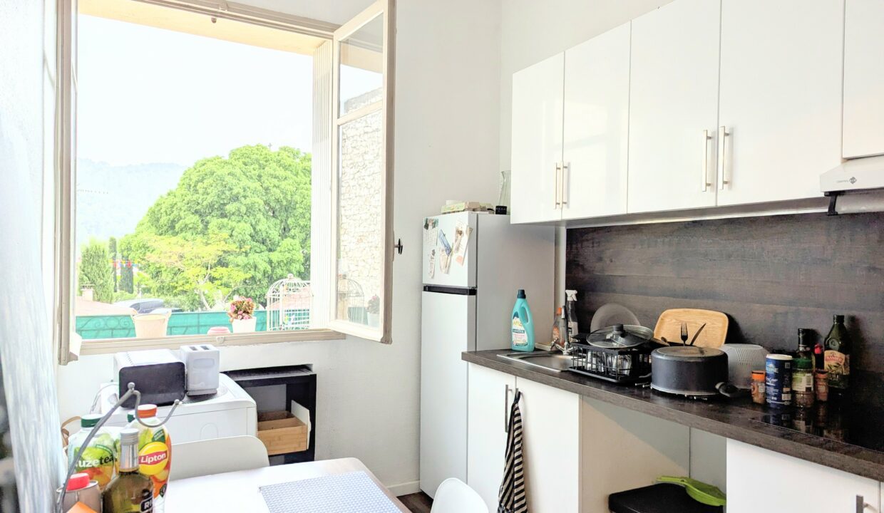 PXL_20250520_080213610.MP~2