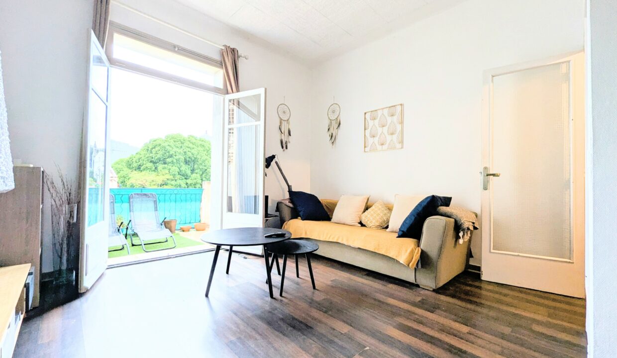 PXL_20250520_080412746.MP~2