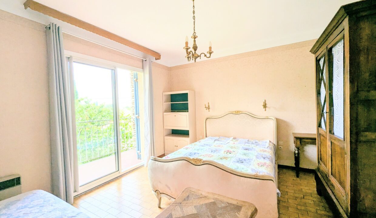 PXL_20250610_122117186.MP~2