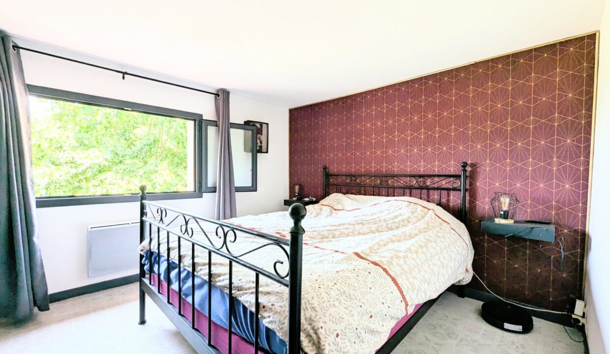 PXL_20250610_123442343.MP~2