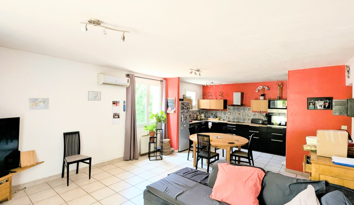 PXL_20250610_124721844.MP~2